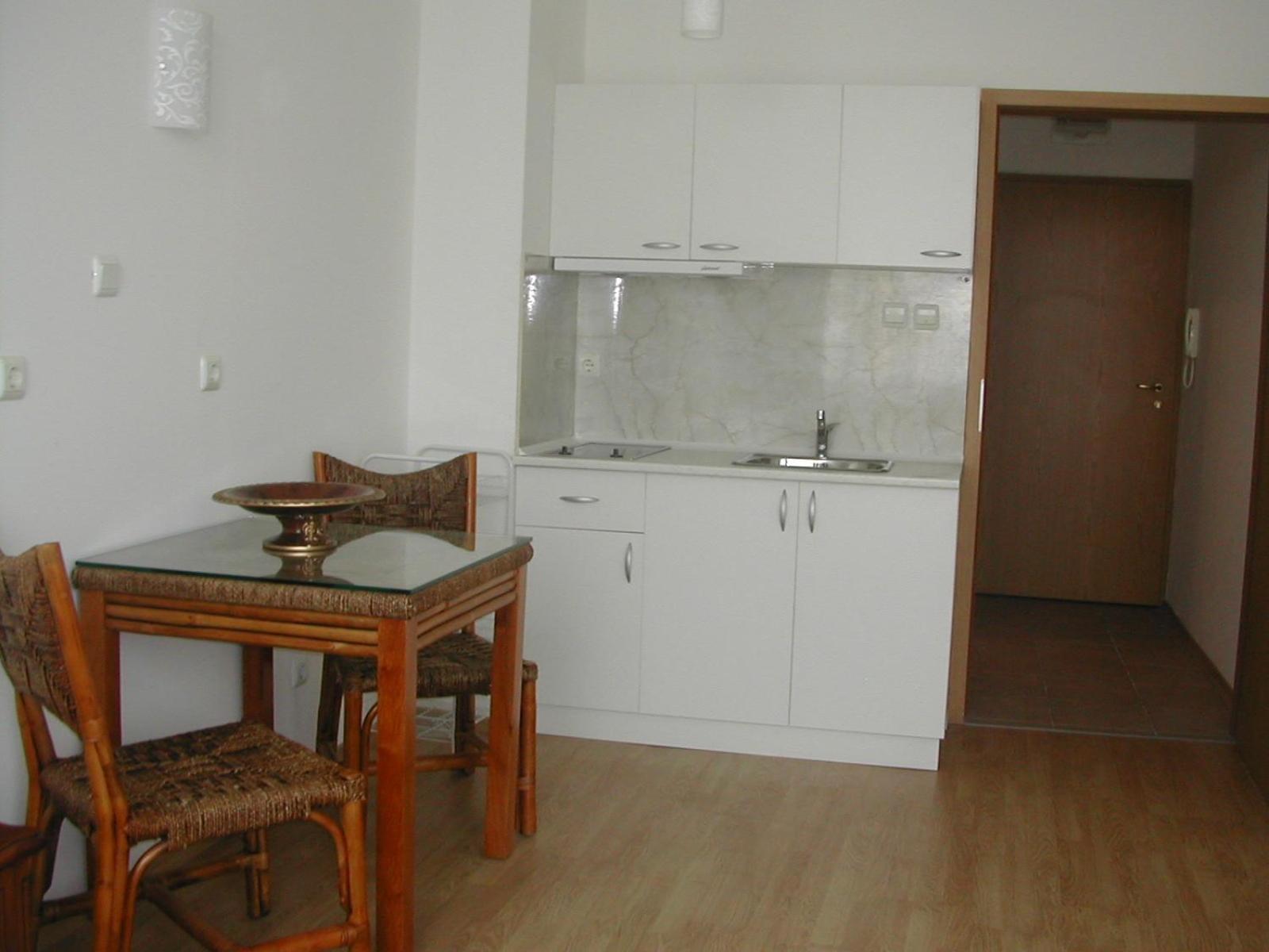 Oasis Suites Apartments And Studios ラヴダ 部屋 写真