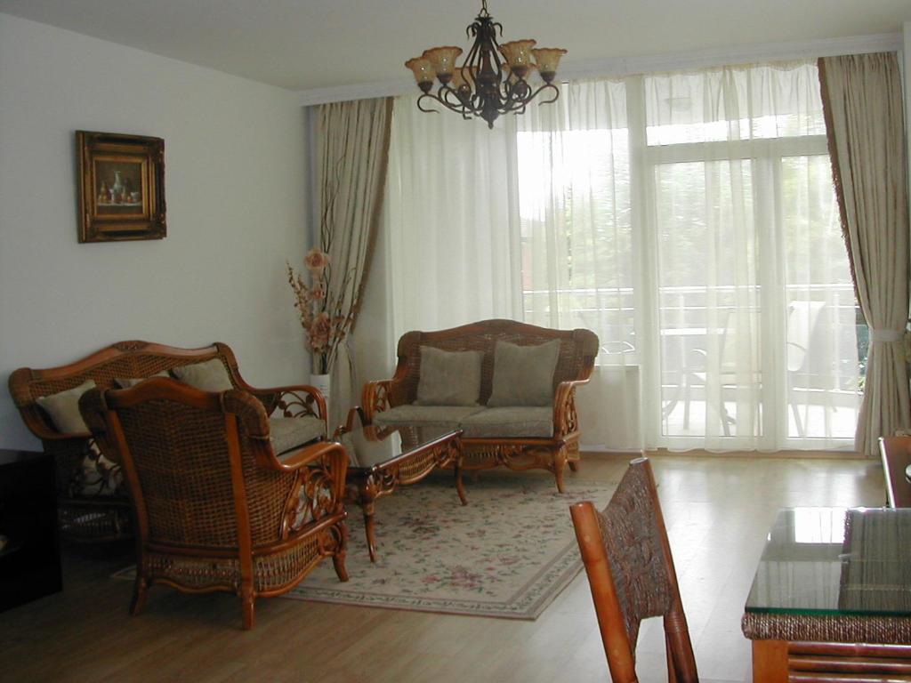 Oasis Suites Apartments And Studios ラヴダ 部屋 写真