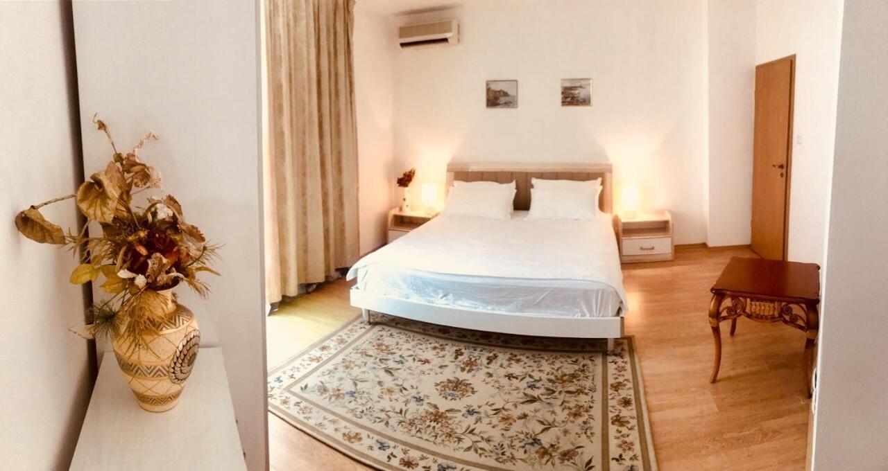 Oasis Suites Apartments And Studios ラヴダ エクステリア 写真